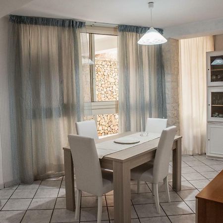 Casa Vacanze Margherita Porto Torres Extérieur photo